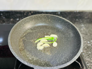 番茄腐竹牛肉煲